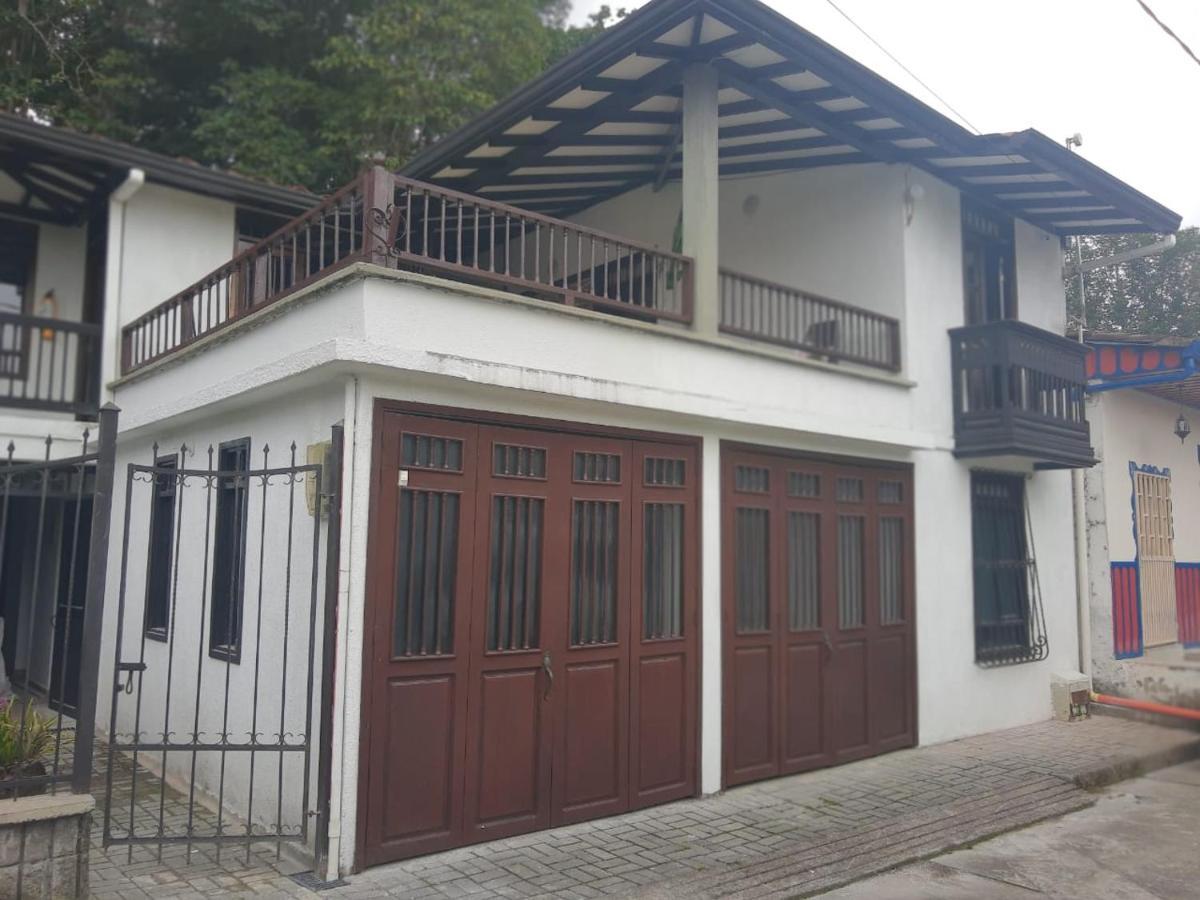 Casa De La Ciencia *